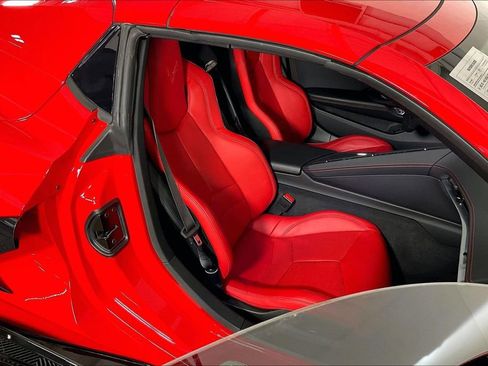 Used 2024 Chevrolet Corvette Stingray Convertible w/ 1LT image 10