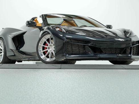 Used 2024 Chevrolet Corvette Z06 RWD image 95