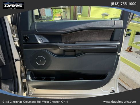 Used 2018 Ford Expedition Max Limited w/ Equipment Group 301A AWD/4WD image 46
