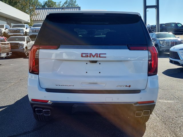 New 2027 GMC Yukon AT4 w/ Technology Package AWD/4WD image 4