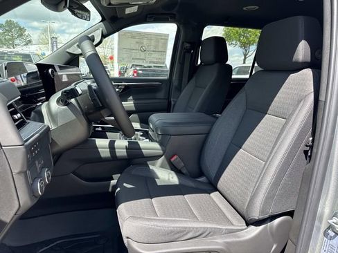 New 2026 Chevrolet Tahoe LS RWD image 17