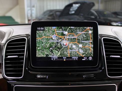 Used 2019 Mercedes-Benz GLS 550 4MATIC image 29