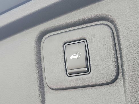 Used 2017 Nissan Murano SL w/ SL Technology Package image 28