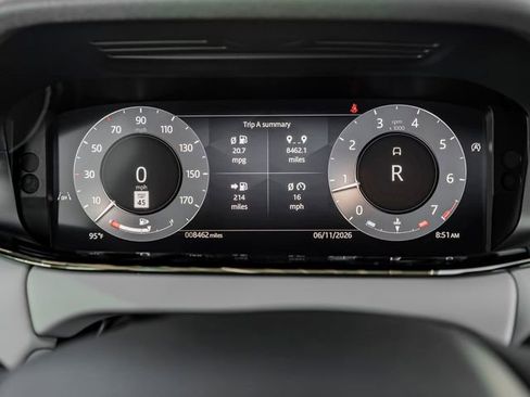 Used 2026 Land Rover Range Rover Evoque S AWD/4WD image 17