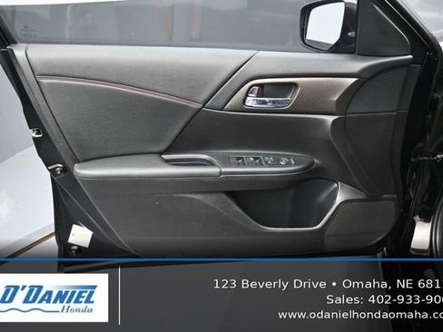 Used 2017 Honda Accord Sport Special Edition image 23