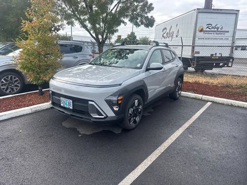 Certified 2025 Hyundai Kona SEL AWD/4WD image 1