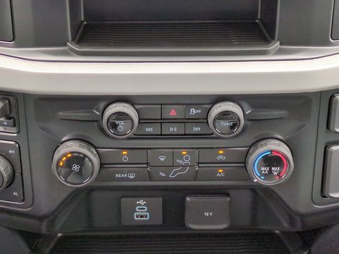 New 2026 Ford F350 XL w/ XL Chrome Package AWD/4WD image 19