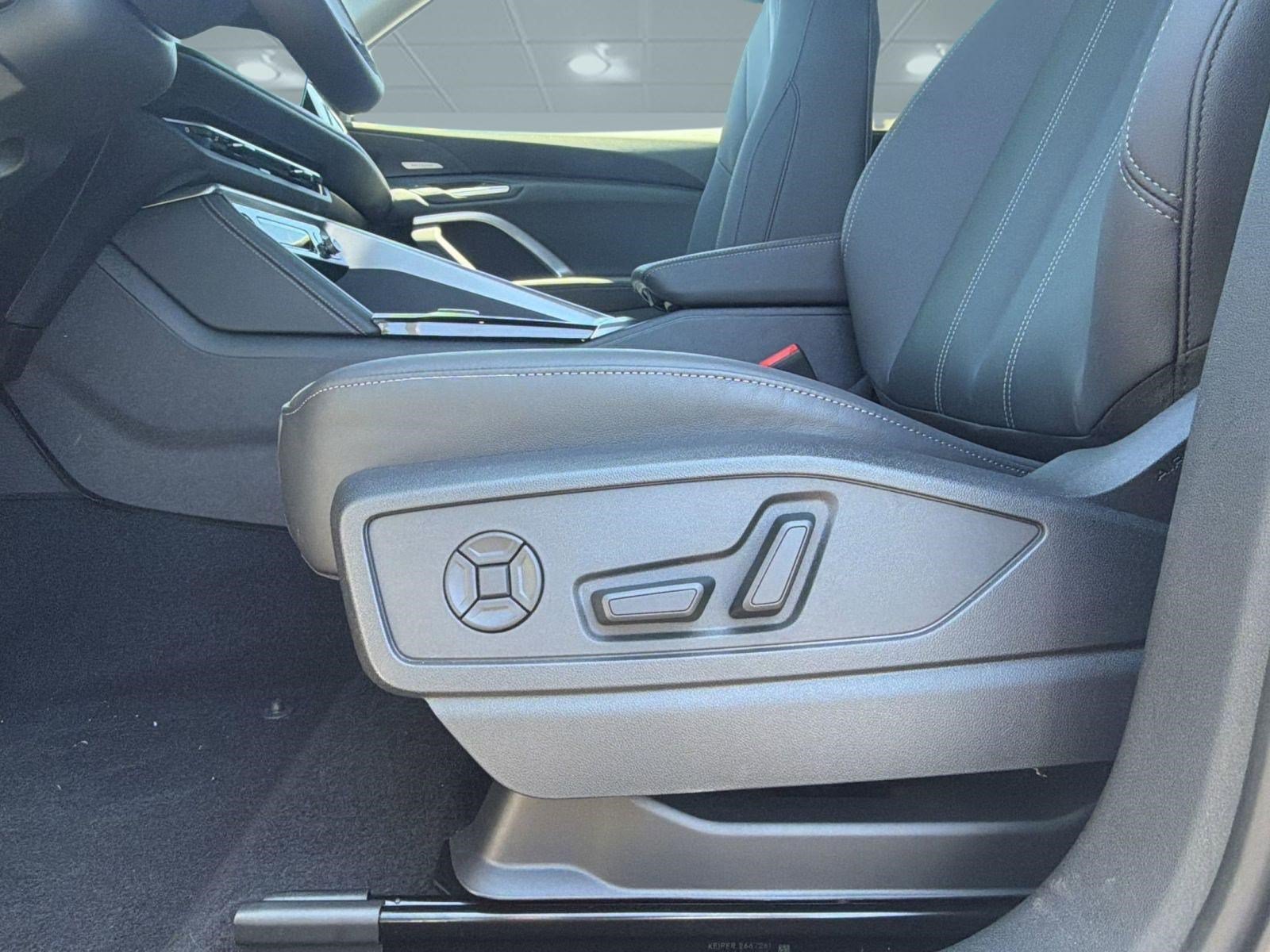 New 2026 Audi Q5 Premium Plus w/ Premium Plus AWD/4WD image 13
