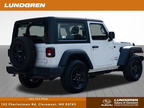 Used 2019 Jeep Wrangler Sport image 3