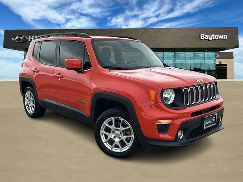 Used 2021 Jeep Renegade Latitude w/ Convenience Group AWD/4WD image 1