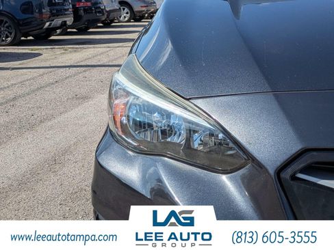 Used 2018 Subaru Crosstrek 2.0i Premium w/ Popular Package #2 AWD/4WD image 9