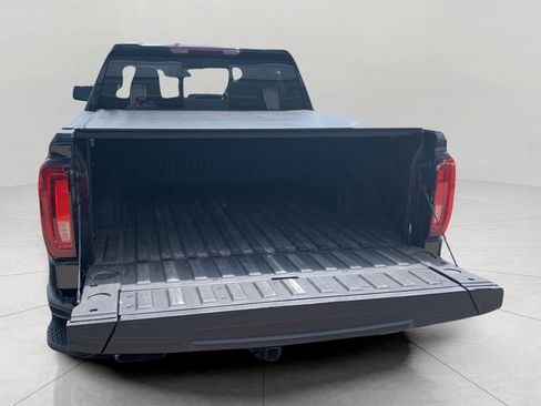 Used 2022 GMC Sierra 1500 Denali w/ Driver Alert Package II AWD/4WD image 32