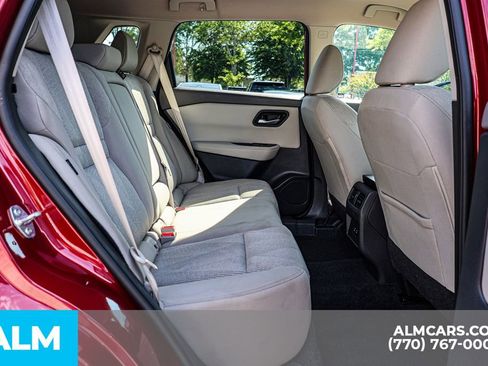Used 2025 Nissan Rogue SV FWD image 22