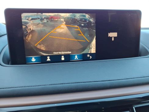 Used 2023 Acura MDX SH-AWD w/ Technology Package image 19