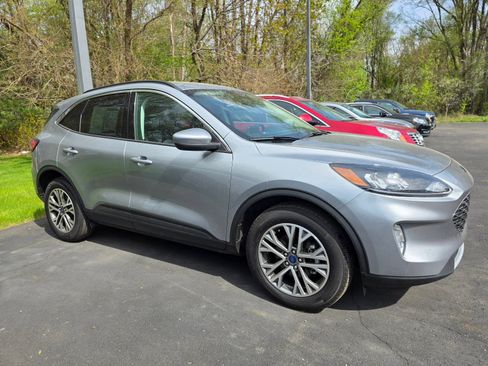 Used 2022 Ford Escape SEL image 5