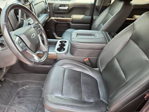Used 2019 Chevrolet Silverado 1500 LT Trail Boss AWD/4WD image 14