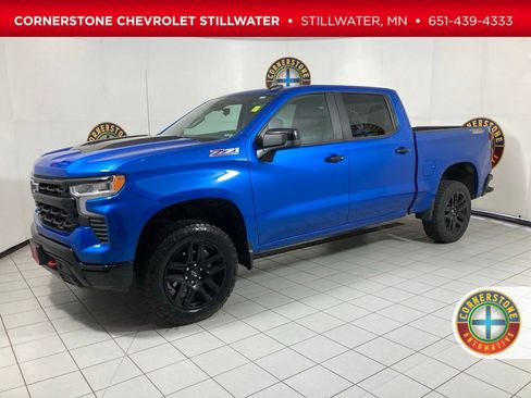 Used 2022 Chevrolet Silverado 1500 LT Trail Boss w/ Protection Package AWD/4WD image 1