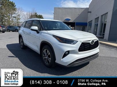 Used 2023 Toyota Highlander XLE