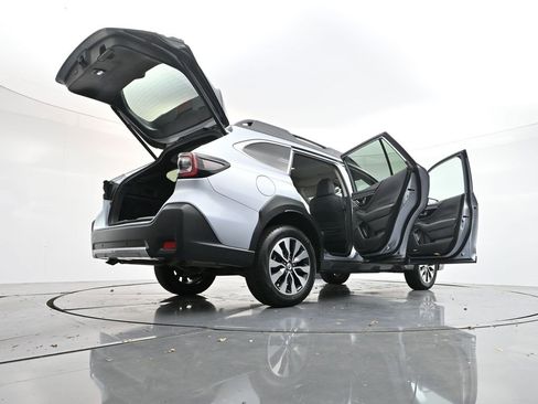 Used 2023 Subaru Outback Limited XT image 40