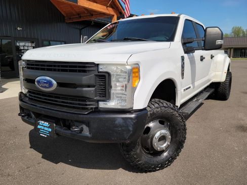 Used 2017 Ford F350 XL w/ Power Equipment Group AWD/4WD image 1