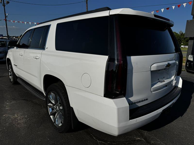 Used 2017 Chevrolet Suburban LT AWD/4WD image 5