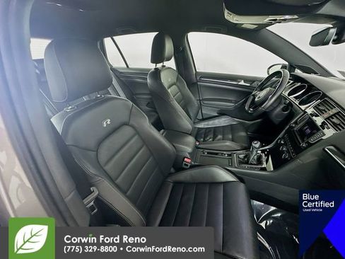 Used 2017 Volkswagen Golf R 4-Door image 31