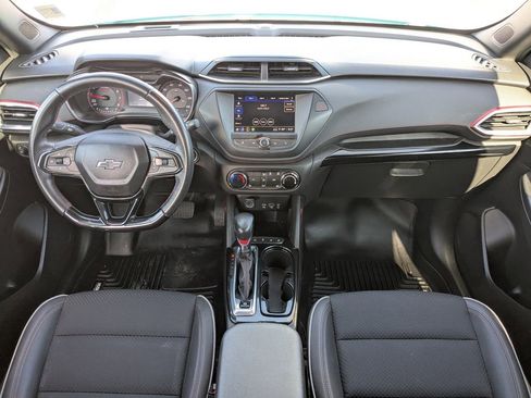 Used 2021 Chevrolet TrailBlazer RS w/ Driver Confidence Package FWD image 14