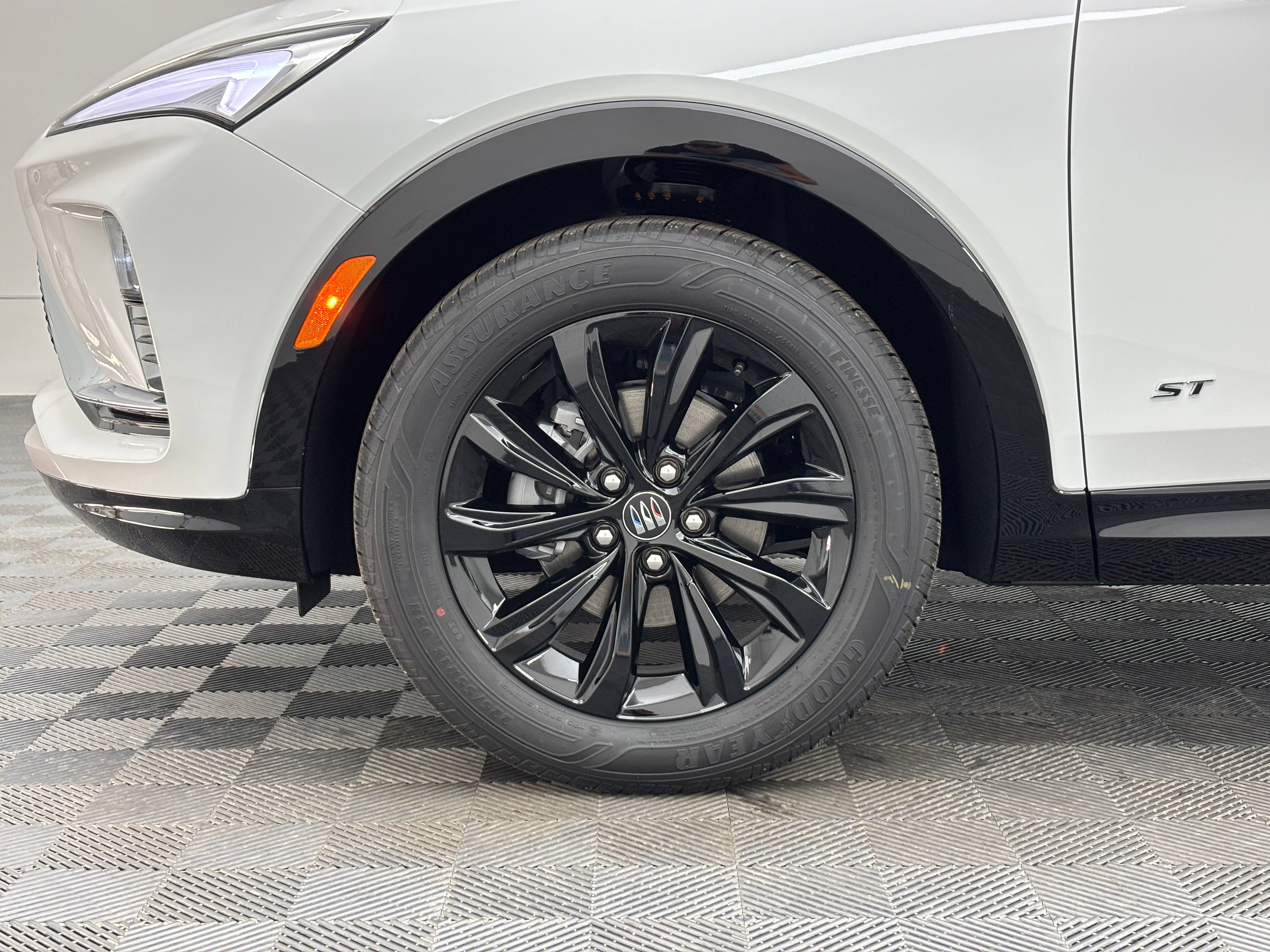New 2026 Buick Envista Sport Touring w/ Convenience I Package FWD image 13