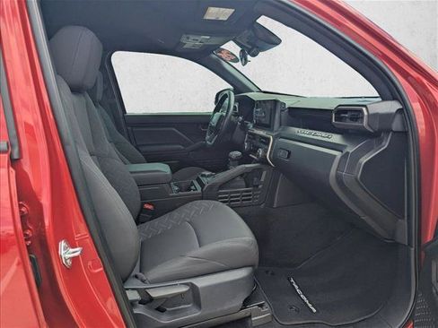 Used 2026 Toyota Tacoma SR AWD/4WD image 18