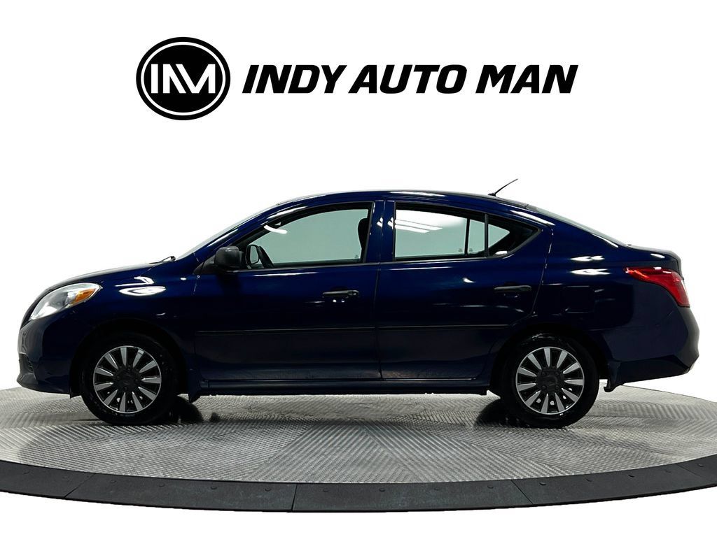Used 2014 Nissan Versa S FWD image 7