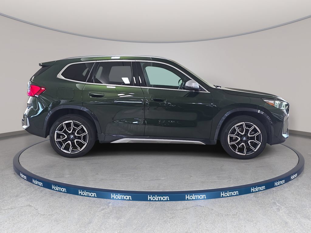 Certified 2023 BMW X1 xDrive28i w/ Convenience Package AWD/4WD image 4