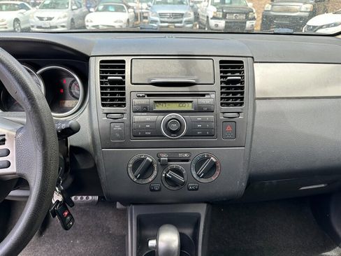 Used 2009 Nissan Versa 1.8 S w/ PWR Pkg FWD image 17
