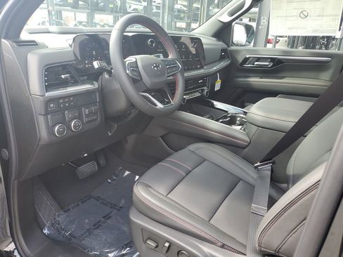 New 2026 Chevrolet Suburban RST w/ Comfort Package RWD image 22