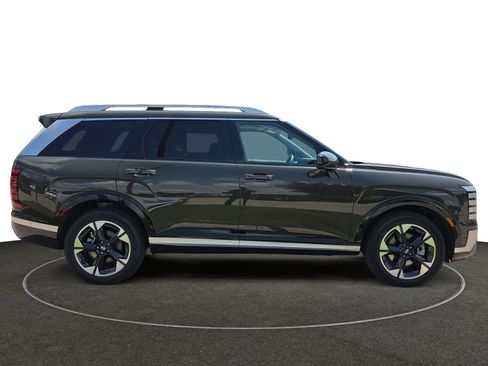 Certified 2026 Hyundai Palisade Limited AWD/4WD image 7