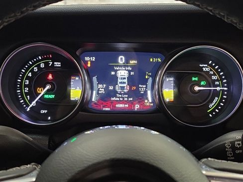 Used 2022 Jeep Wrangler Unlimited Sahara w/ Cold Weather Group image 30