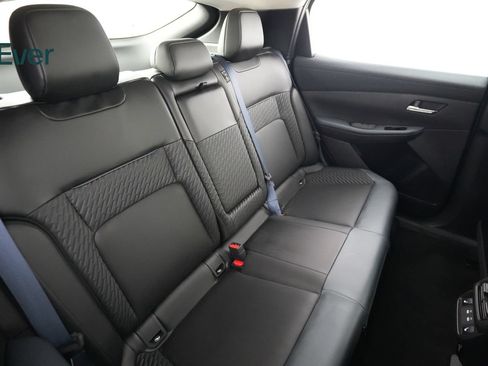 Used 2026 Nissan Leaf Platinum+ FWD image 5