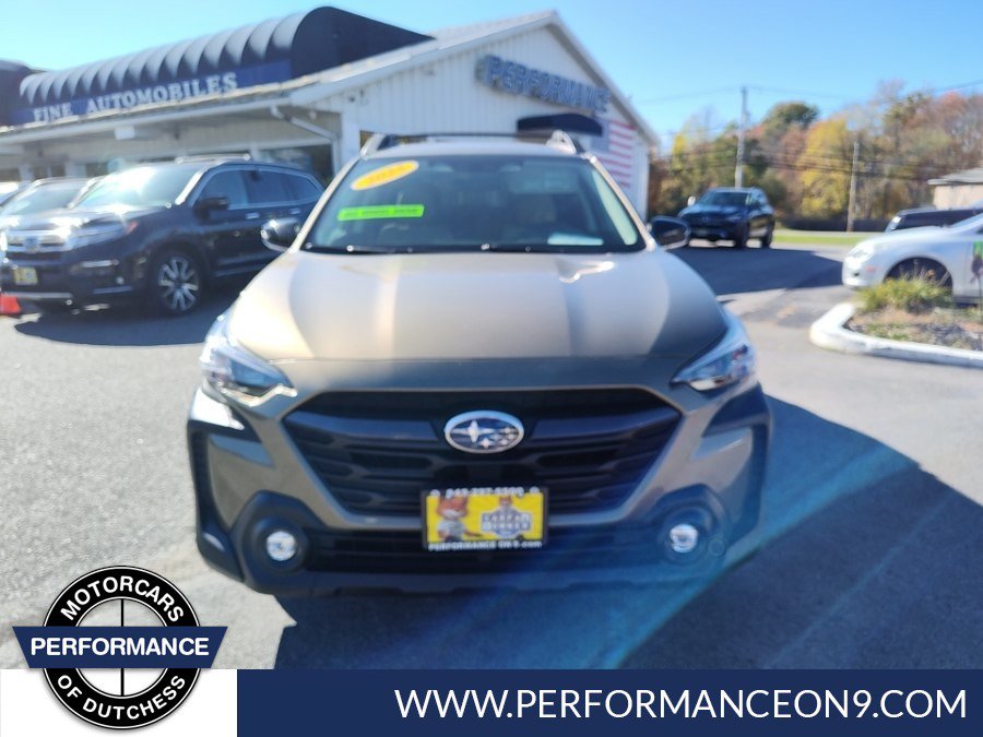 Used 2025 Subaru Outback Premium AWD/4WD image 9