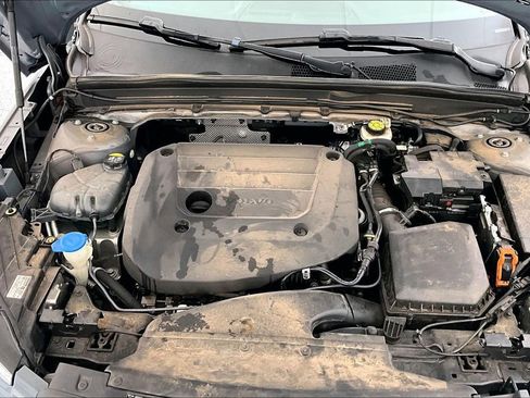 Certified 2023 Volvo XC40 B4 Plus w/ Driver Assist Package image 13