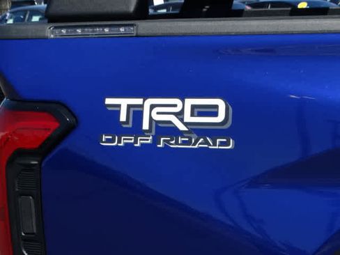 Used 2024 Toyota Tacoma TRD Off-Road w/ TRD Off Road Premium Package image 11