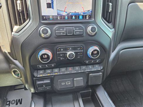 Used 2020 GMC Sierra 1500 Denali w/ Denali Carbonpro Edition AWD/4WD image 16