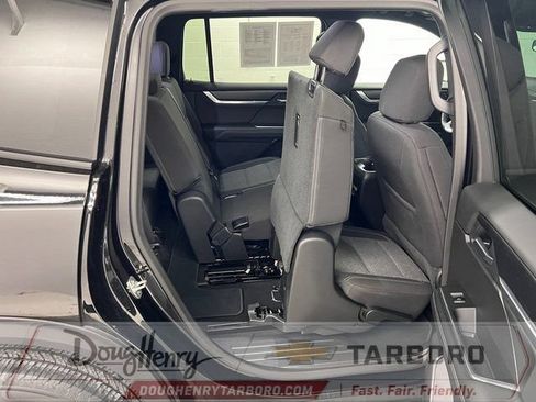 Used 2025 GMC Acadia Elevation FWD image 42