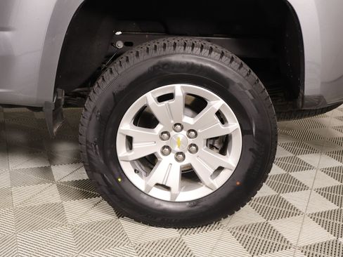 Used 2022 Chevrolet Colorado LT w/ Safety Package RWD image 17