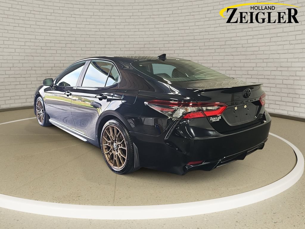 Used 2023 Toyota Camry SE AWD/4WD image 7