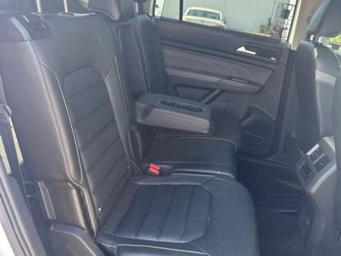 Used 2022 Volkswagen Atlas SEL AWD/4WD image 45