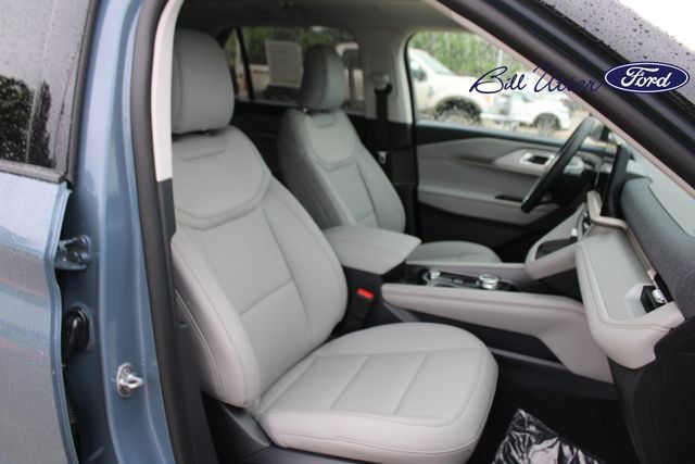 New 2026 Ford Explorer Active w/ Active Comfort Package AWD/4WD image 7