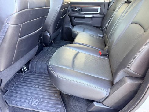Used 2015 RAM 1500 Laramie w/ Convenience Group AWD/4WD image 20