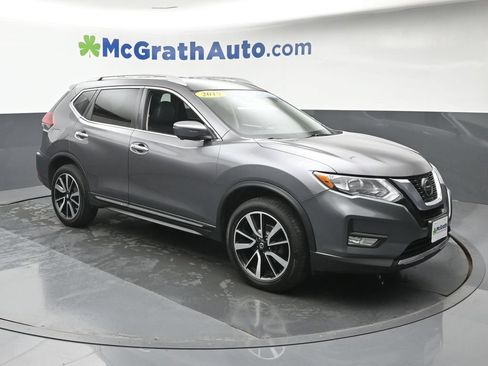 Used 2019 Nissan Rogue SL AWD/4WD image 2