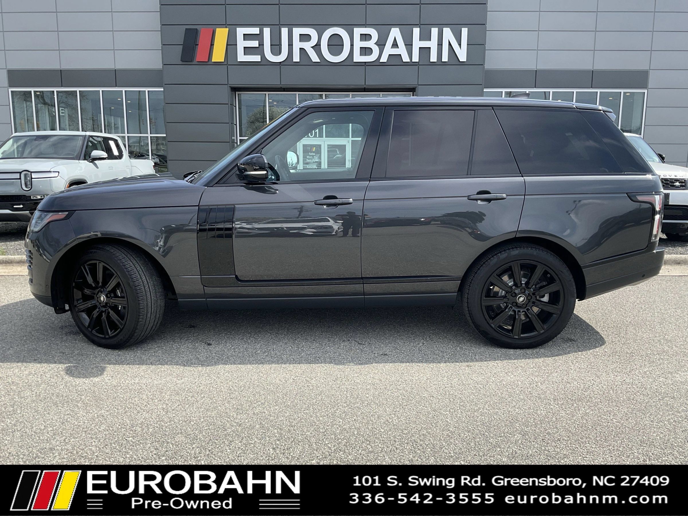 Used 2020 Land Rover Range Rover HSE AWD/4WD image 2