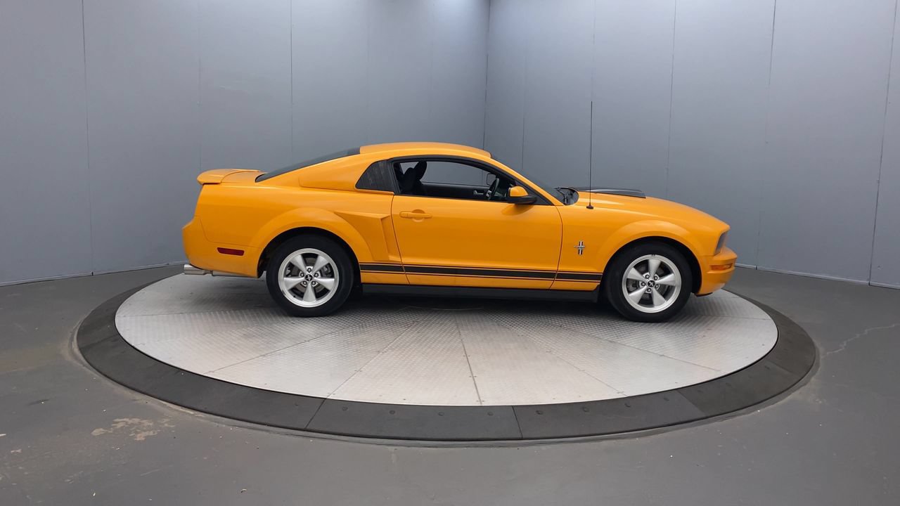 Used 2008 Ford Mustang Coupe RWD image 6