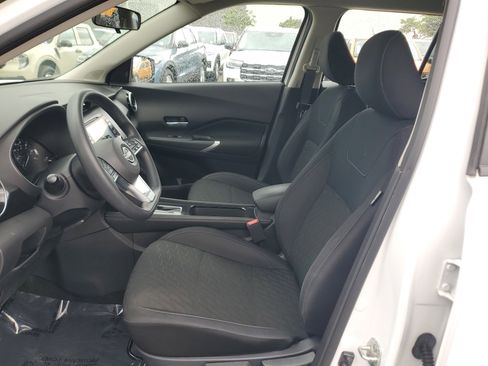 Used 2023 Nissan Kicks SV image 17